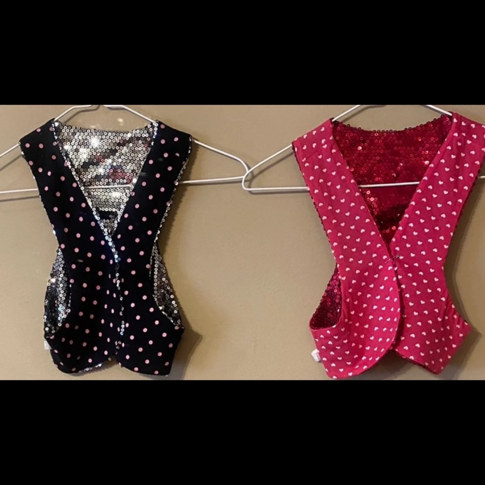 Set of 2 reversible sequined vests